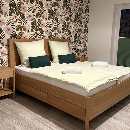 Apartment Koeln Rath Ngoại thất bức ảnh